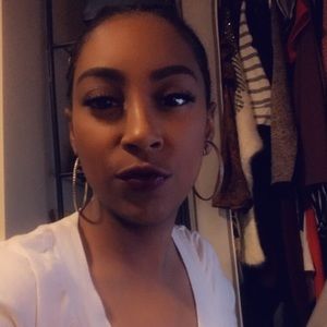 Meet your Posher, Ashleigh